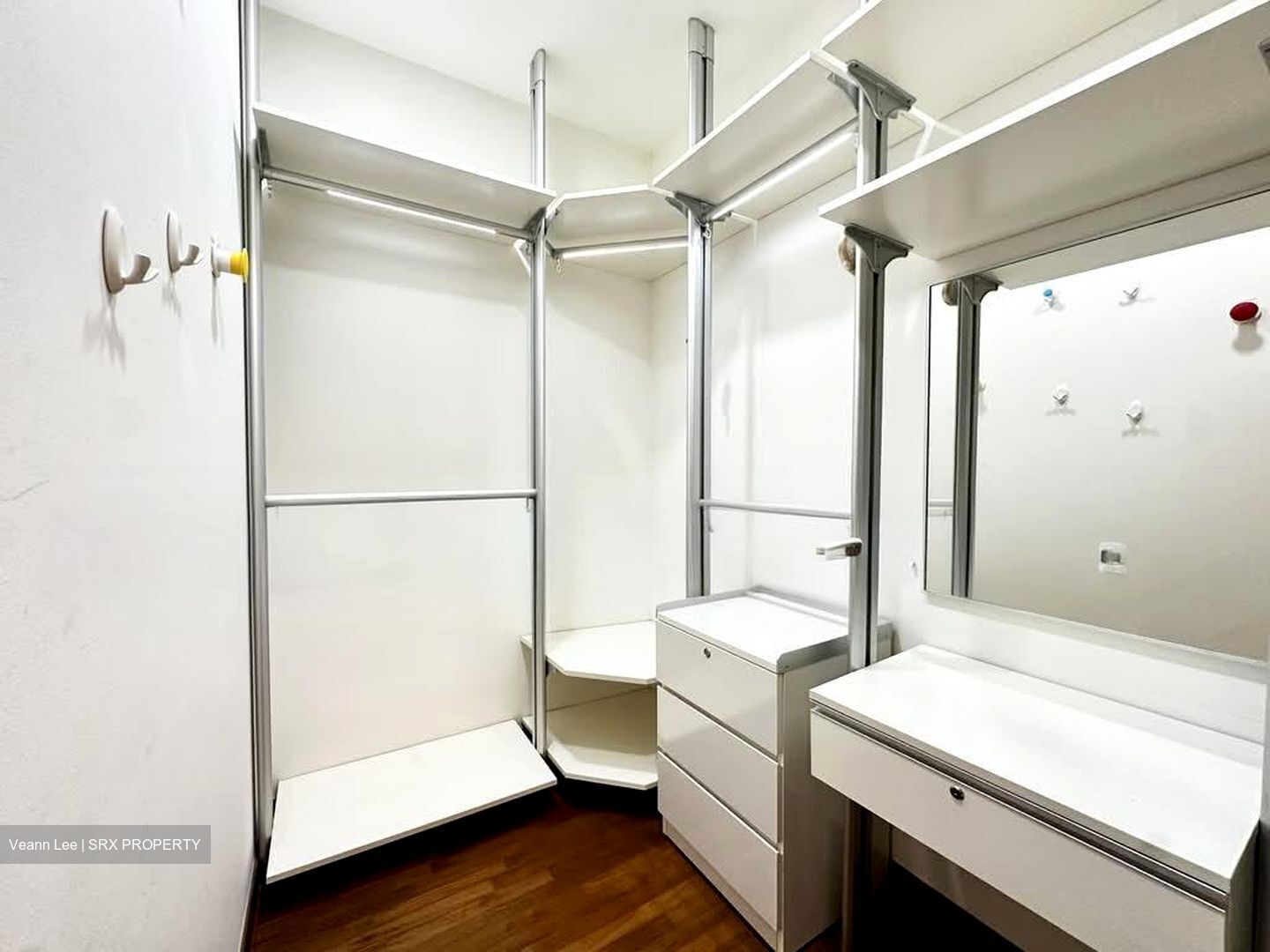 Waterfront Gold (D16), Condominium #551615931
